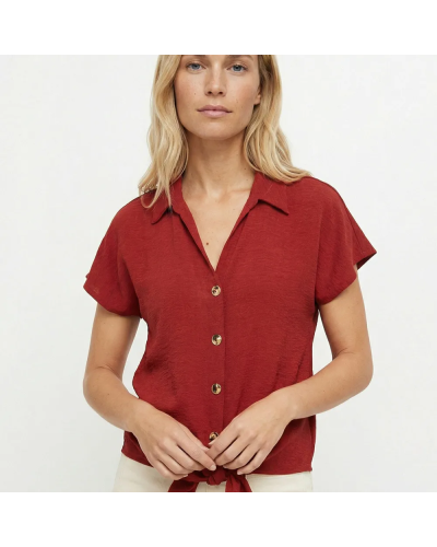 Chemisier manches courtes, noué à la taille