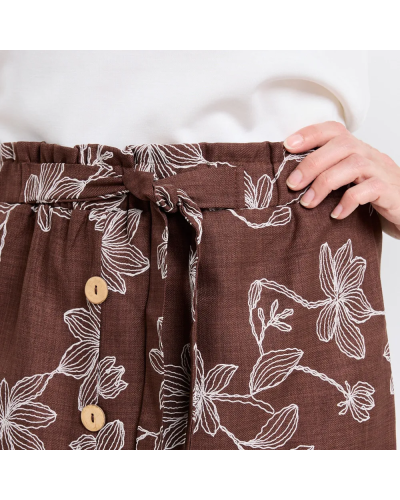 Jupe courte, motif sérigraphies fleurs