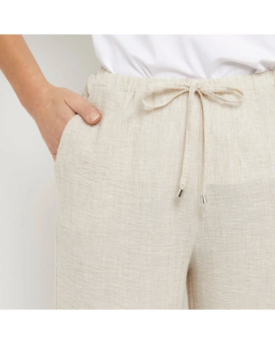 Pantalon tailleur rayé aspect irrégulier